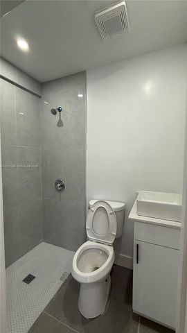 211 SW 10th Ave 5, Miami, FL 33130