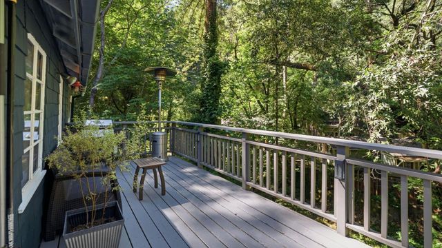 9415 E Zayante Road, Felton, CA 95018