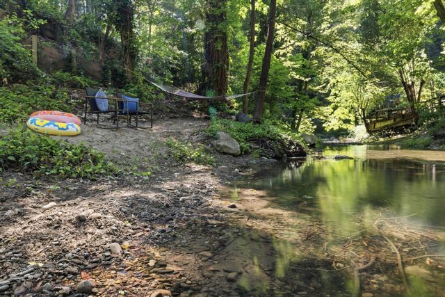 9415 E Zayante Road, Felton, CA 95018