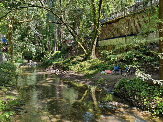 9415 E Zayante Road, Felton, CA 95018