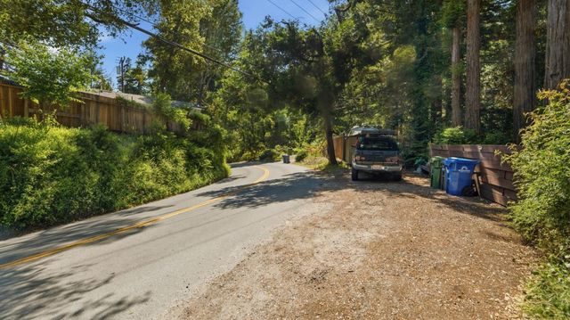 9415 E Zayante Road, Felton, CA 95018