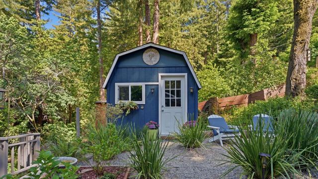 9415 E Zayante Road, Felton, CA 95018