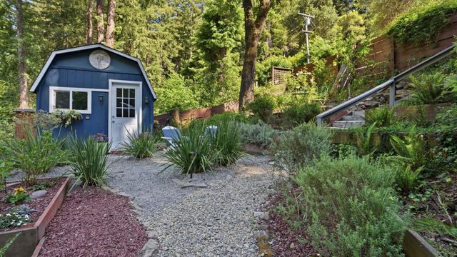 9415 E Zayante Road, Felton, CA 95018