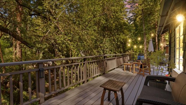 9415 E Zayante Road, Felton, CA 95018