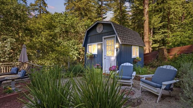 9415 E Zayante Road, Felton, CA 95018