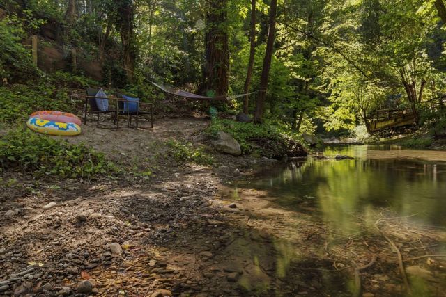 9415 E Zayante Road, Felton, CA 95018