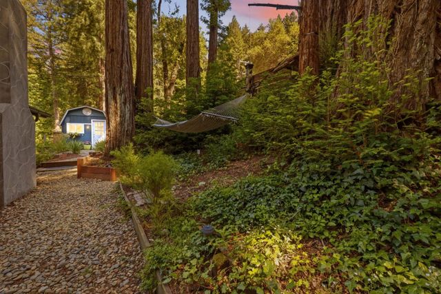 9415 E Zayante Road, Felton, CA 95018