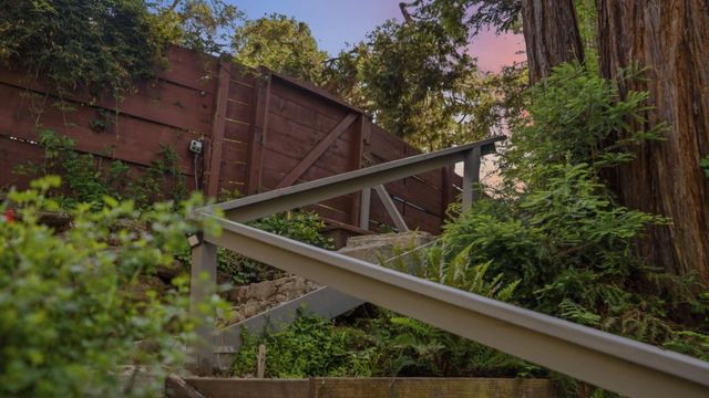 9415 E Zayante Road, Felton, CA 95018