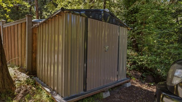 9415 E Zayante Road, Felton, CA 95018