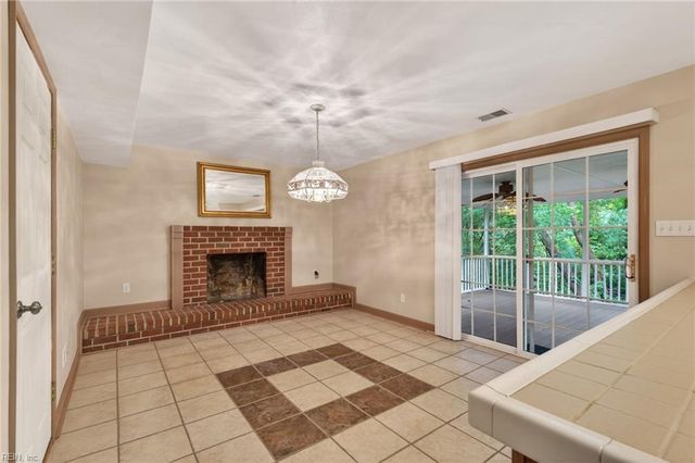 2717 N Elizabeth Harbor DR, Chesapeake, VA 23321
