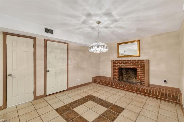 2717 N Elizabeth Harbor DR, Chesapeake, VA 23321