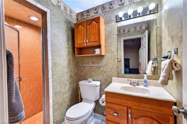 2717 N Elizabeth Harbor DR, Chesapeake, VA 23321