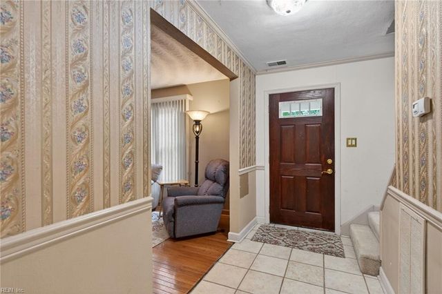 2717 N Elizabeth Harbor DR, Chesapeake, VA 23321