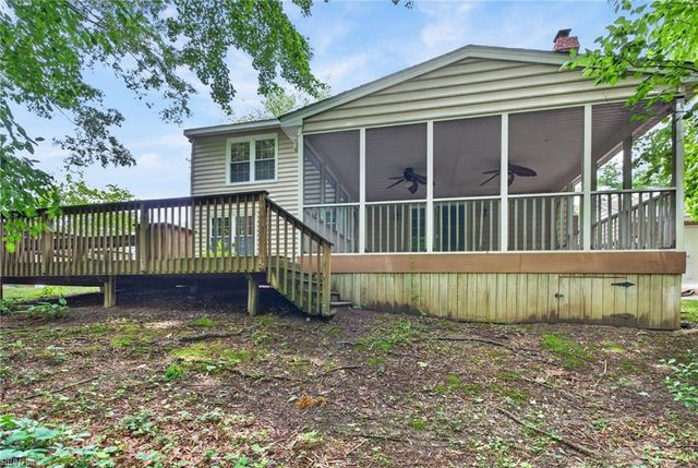2717 N Elizabeth Harbor DR, Chesapeake, VA 23321