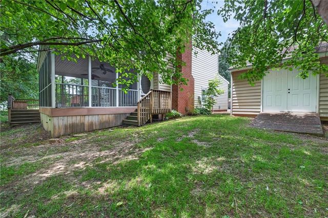 2717 N Elizabeth Harbor DR, Chesapeake, VA 23321