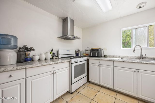 5761 Jackson Avenue, Rosamond, CA 93560