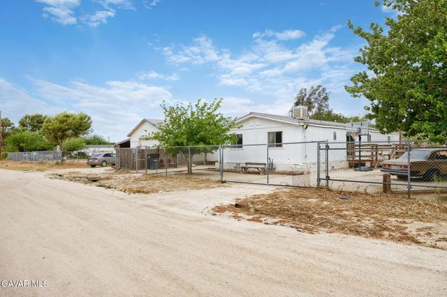5761 Jackson Avenue, Rosamond, CA 93560