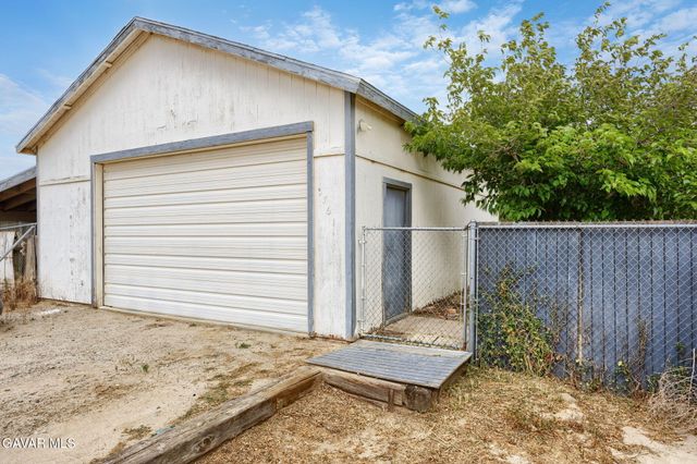 5761 Jackson Avenue, Rosamond, CA 93560