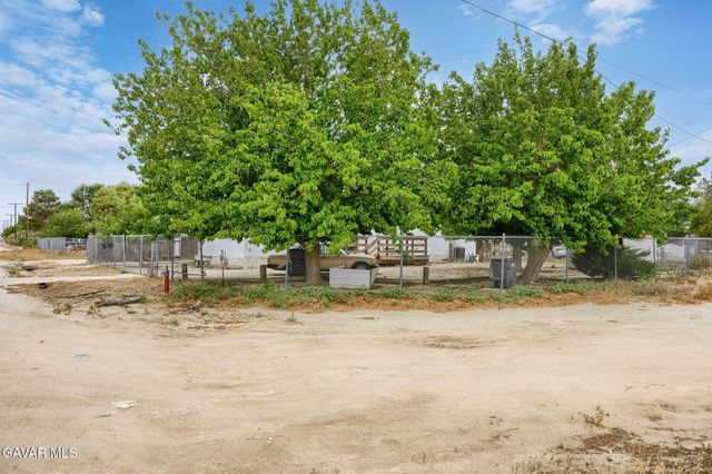 5761 Jackson Avenue, Rosamond, CA 93560