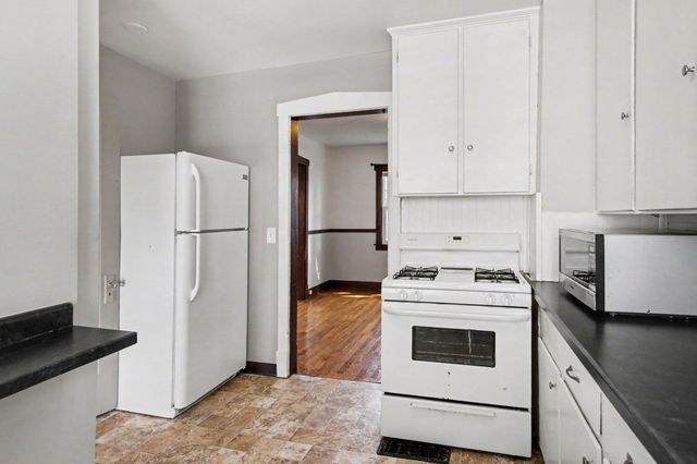 1219 Ball Avenue NE, Grand Rapids, MI 49505