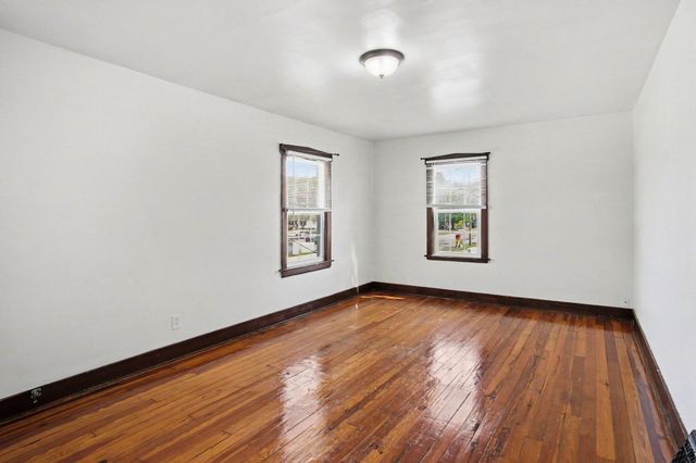 1219 Ball Avenue NE, Grand Rapids, MI 49505