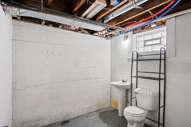 1219 Ball Avenue NE, Grand Rapids, MI 49505