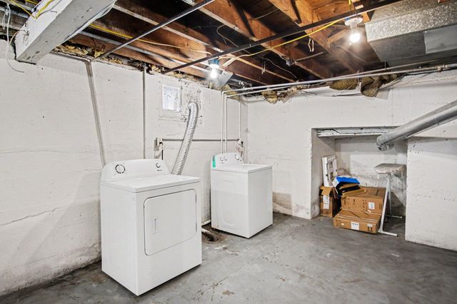 1219 Ball Avenue NE, Grand Rapids, MI 49505