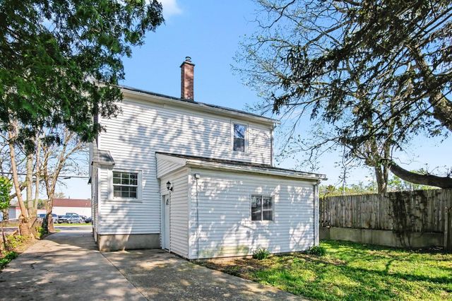 1219 Ball Avenue NE, Grand Rapids, MI 49505
