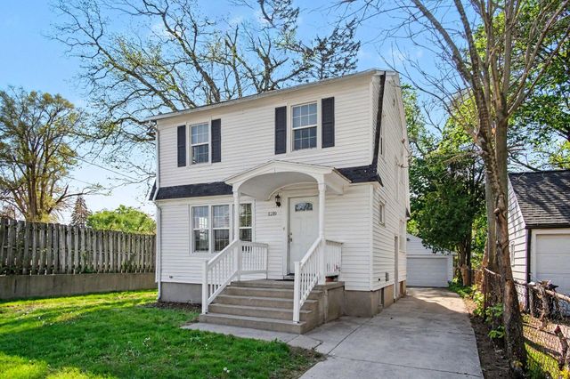 1219 Ball Avenue NE, Grand Rapids, MI 49505