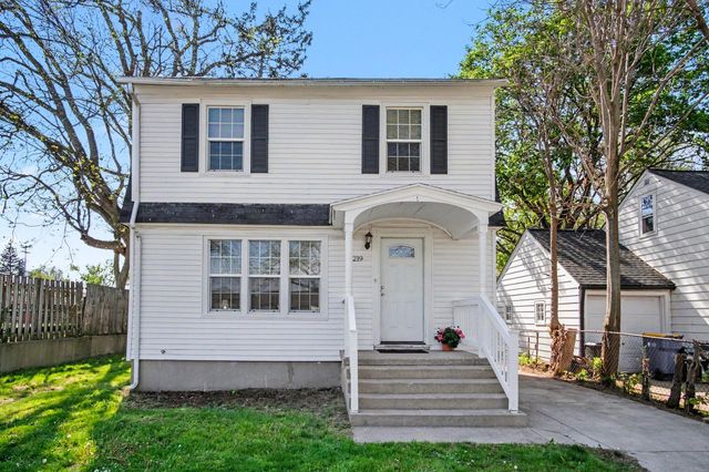 1219 Ball Avenue NE, Grand Rapids, MI 49505