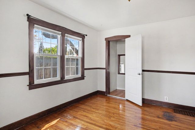 1219 Ball Avenue NE, Grand Rapids, MI 49505