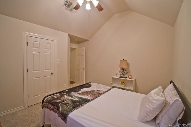 1530 Pheasant Rdg, San Antonio, TX 78248