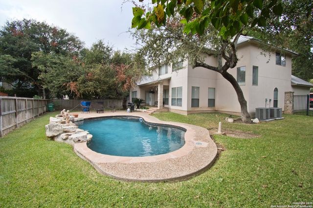 1530 Pheasant Rdg, San Antonio, TX 78248