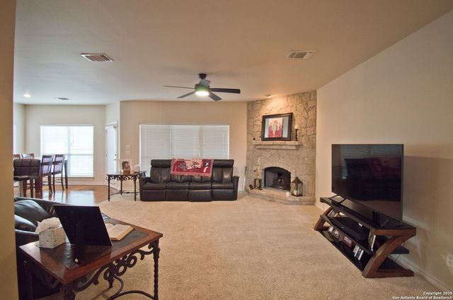 1530 Pheasant Rdg, San Antonio, TX 78248