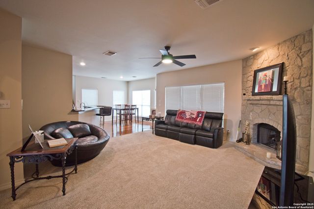 1530 Pheasant Rdg, San Antonio, TX 78248