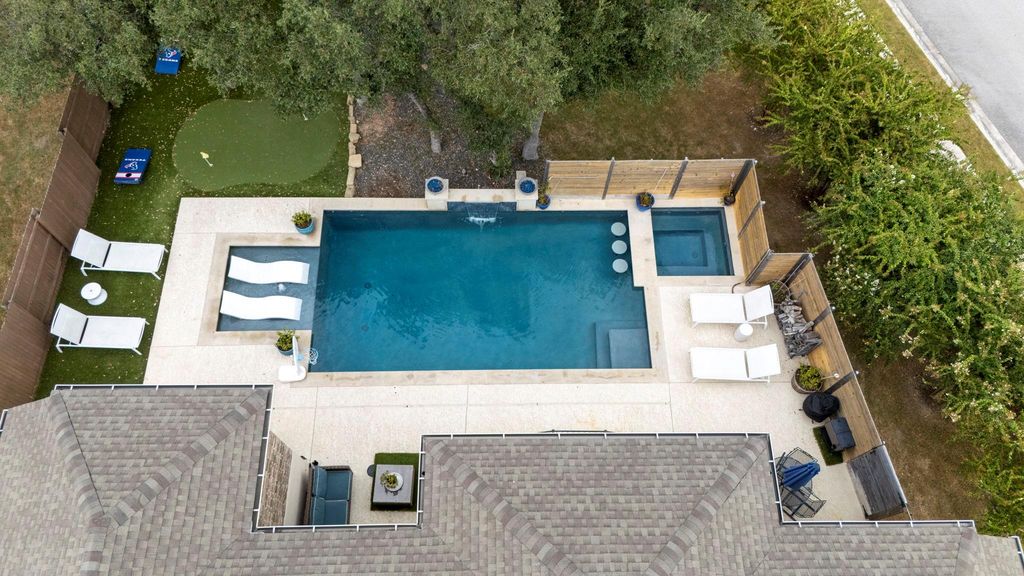 100 Gunnison CT, Kyle, TX 78640