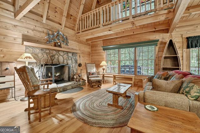 1048 Laurel Trail, Ellijay, GA 30536