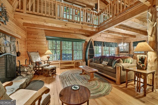 1048 Laurel Trail, Ellijay, GA 30536