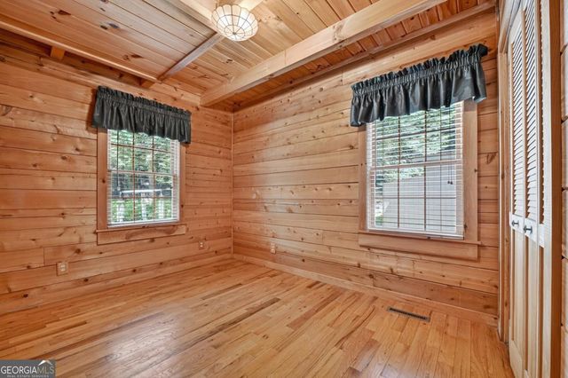 1048 Laurel Trail, Ellijay, GA 30536