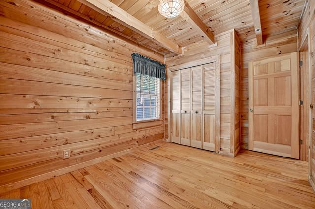 1048 Laurel Trail, Ellijay, GA 30536