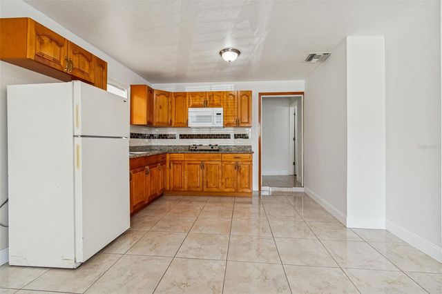 1705 W NORFOLK STREET, Tampa, FL 33604