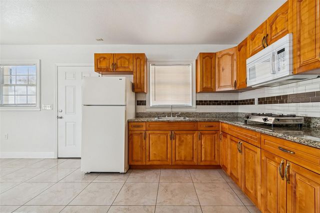 1705 W NORFOLK STREET, Tampa, FL 33604