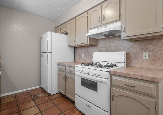 1433 MAGNOLIA, College Station, TX 77840