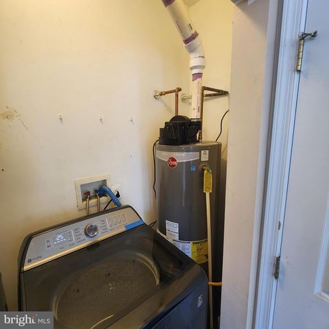 1301 N 32ND ST, Philadelphia, PA 19121