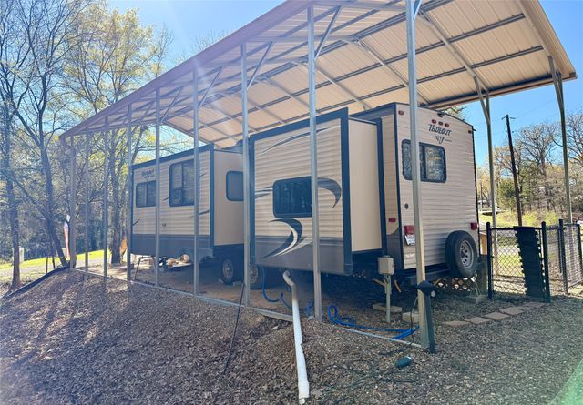 6435 FM 17 605, Yantis, TX 75497