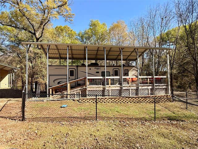 6435 FM 17 605, Yantis, TX 75497