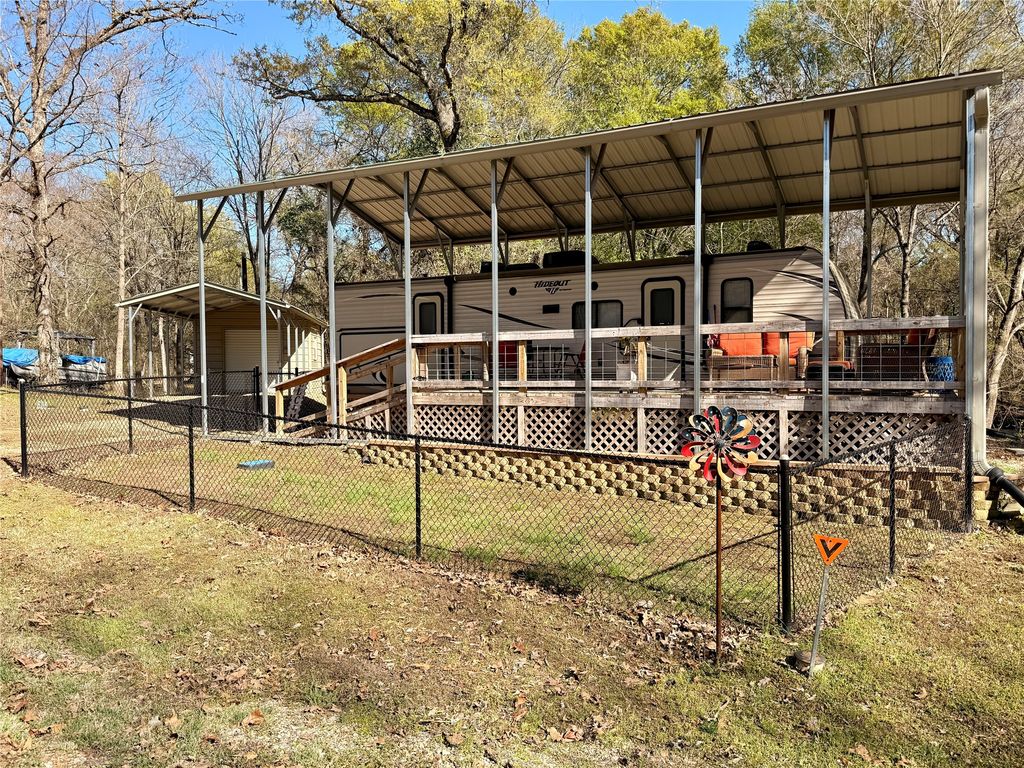 6435 FM 17 605, Yantis, TX 75497