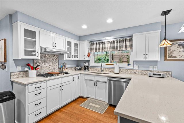 780 Oakway Circle, Ashland, OR 97520