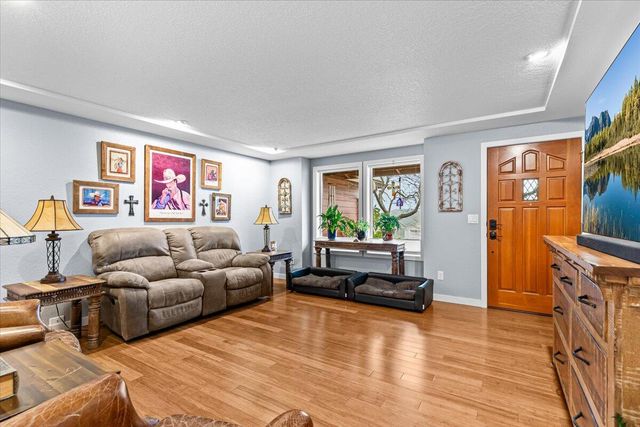 780 Oakway Circle, Ashland, OR 97520