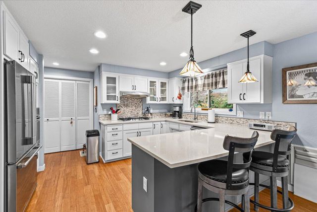 780 Oakway Circle, Ashland, OR 97520